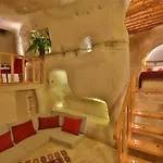 Otel Abu Hayat Cave 3*