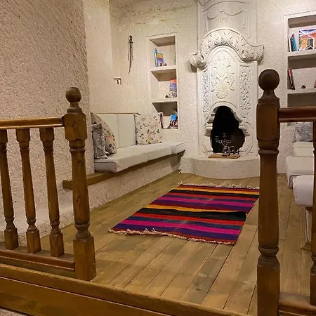 Abu Hayat Cave 3* Ortahisar