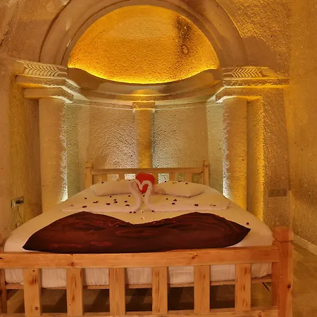 Abu Hayat Cave Ortahisar