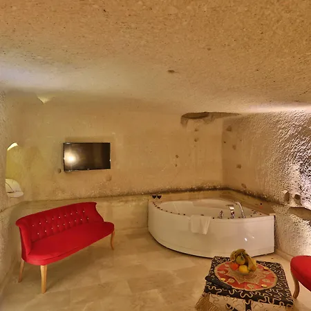 Abu Hayat Cave Ортахисар