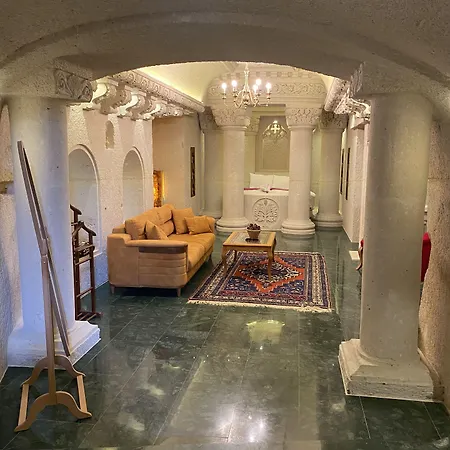 Abu Hayat Cave Hotel 3*