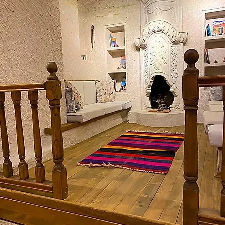 Abu Hayat Cave 3*
