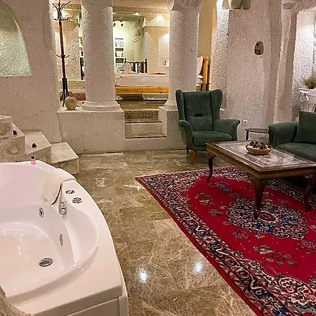 Abu Hayat Cave 3* Ортахисар