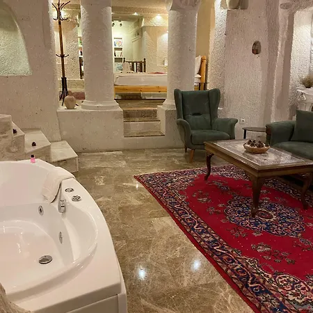 Abu Hayat Cave 3*