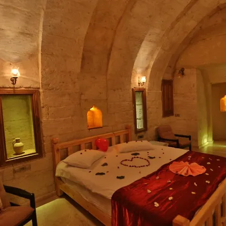 Отель Abu Hayat Cave 3*