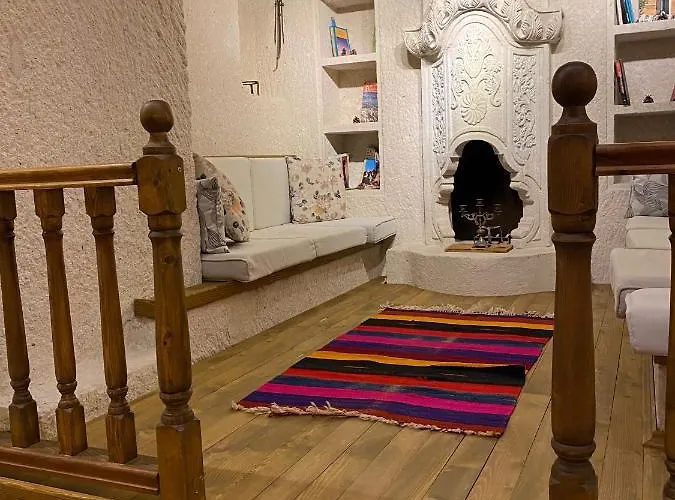 Abu Hayat Cave 3* Ortahisar