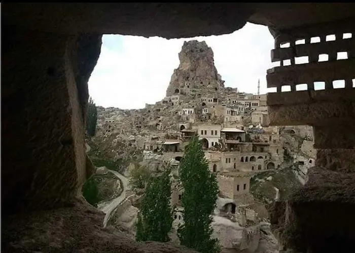 Abu Hayat Cave Hotel 3*