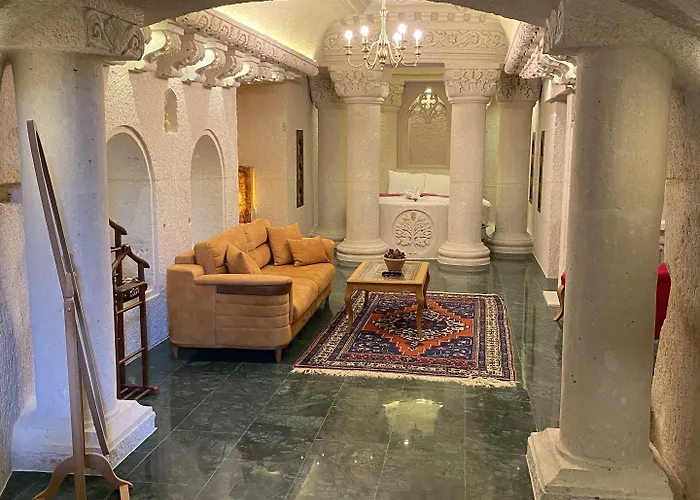Abu Hayat Cave Otel 3*