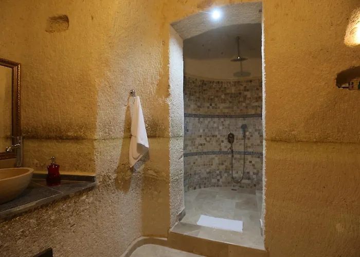 Abu Hayat Cave Otel