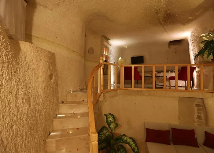 Abu Hayat Cave Ortahisar